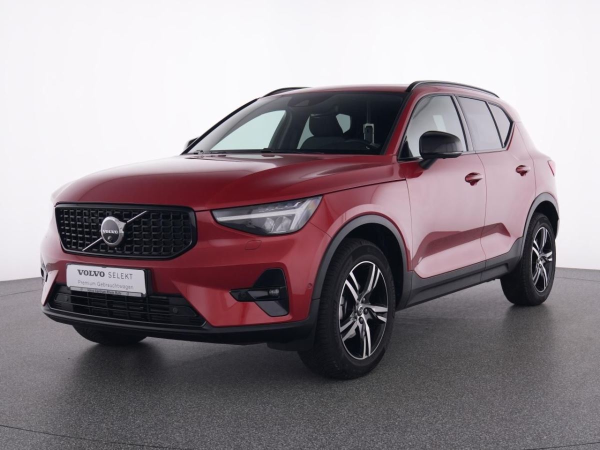 Volvo XC40 T2 Plus Dark Panorama  - 46,800 EURO  